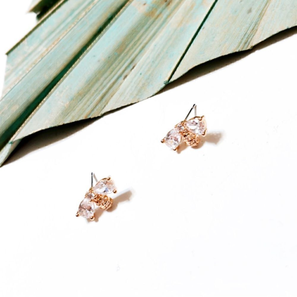 Bees stud earrings #998 - Picture 3 of 5